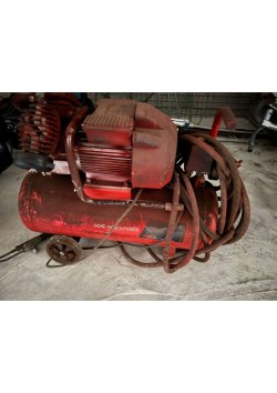 Автомобиль грузовой ГАЗ-А21R35 с бортовой платформой, инв. №00-000617