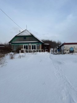 Земельный участок, площадью 1 500 кв.м. и жилой дом, площадью 59 кв.м.