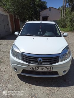 Транспортное средство Рено SR, VIN X7LBSRB1HAH316222, 2010 года выпуска.