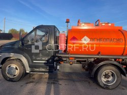 Специализированный автозаправщик марка 4389JY, черный, 2021 г.в.