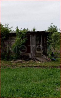 Земельный участок в Орловской обл., 893 кв.м. 