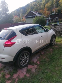 Легковой автомобиль Nissan Juke