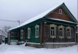 Жилое здание, площадь: 48кв.м. и земельный участок , площадь: 1 006кв.м Адрес местоположение):…