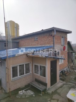 Жилой дом площадью 150,7 кв.м и земельный участок площадью 600 кв.м в г.Владивостоке