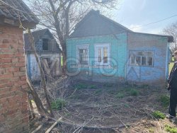 Дом 30,7 кв.м. и земельный участок 5500 кв.м. в Ростовской обл. 