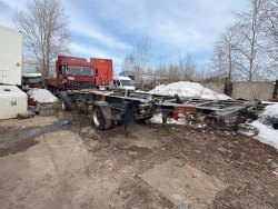 Полуприцеп-контейнеровоз 