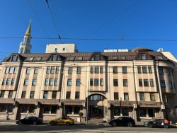 3437/10000 доли в праве собственности на нежилое помещение - 509 кв. м (этажи 1-4, мансарда…