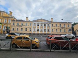 Нежилое здание - 2 410,8 кв. м с учетом неотделимых улучшений (134 поз.), земельный участок - 1…