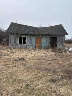 Здание 70,6 кв.м. и земельный участок 200 кв. м. в Калужская обл. 
