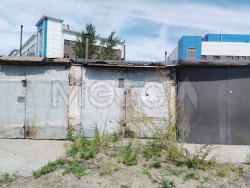 Гараж 13 кв.м и 1/50 доли земельного участка в Бурятии 