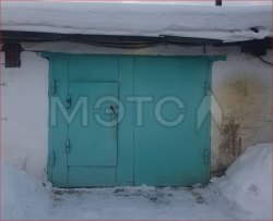 Гараж 32,2 кв.м. и земельный участок 36 кв.м. в Свердловской обл. 