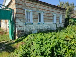 Дом 61,8 кв.м, постройки и земельный участок 1258+/-12,41 кв.м. в Саратовской обл. 