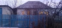 1/10 доля в праве на жилое здание,площадь: 100,5 кв.м., кадастровыйномер: 73:22:010209:481 и 49/500…