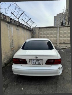 Легковой автомобиль Toyota Avalon, 1995 г.в.