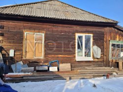 1/2 доля дома и 1/2 доля земельного участка в Свердловской обл. 