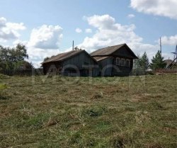 1/2 доля дома и 1/2 доля земельного участка в Пермском крае 