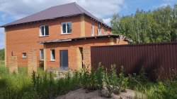 Индивидуальный жилой дом площадью 247,4 кв. м, земельный участок площадью 2000+/-31 кв. м