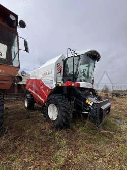 ROSTSELMASH S300 NOVA-340 ЗЕРНОУБОРОЧНЫЙ КОМБАЙН, 2022 года 