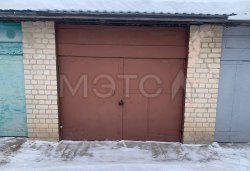 Гараж 19,8 кв.м. и земельный участок 22 кв.м. в Свердловской обл. 