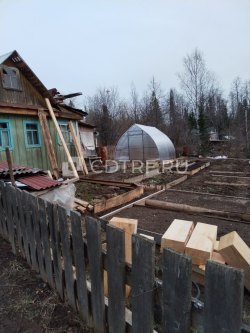 Садовый дом и участок по адресу: Пермский край, г. Чусовой, с/т Планета, 102.  Лот №1