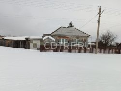 1/2 дома и земельного участка