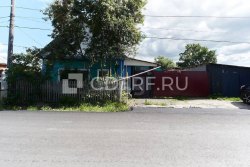Здание, Тюменская обл, рп Богандинский, ул Кооперативная, д 8 кад№ 72:17:0101001:1691 и ЗУ
