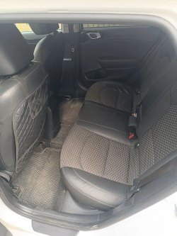 KIA CEED J7W5D261F, год выпуска 2022, цвет: белый желтый серый