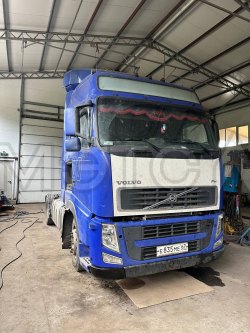 VOLVO FN-TRUCK 4X2, грузовой тягач-седельный, 2010 года 
