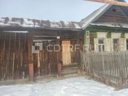 - Здание жилое (дом) в общей долевой собственности, доля в праве 1/2, расположенное по...