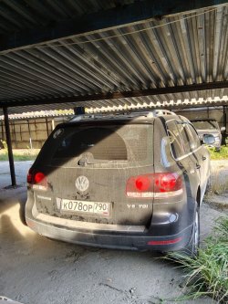 Автомобиль марки VOLKSWAGEN модель Touareg 2009 г.в. VIN-номер XW8ZZZ7LZ9G001182, авто в залоге у…