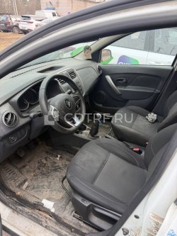 Имущество Евтушенко О.И. (залог АЗИАТСКО-ТИХООКЕНСКИЙ БАНК»): RENAULT Logan Stepway, 2019