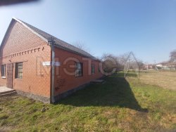 Дома и земельный участок 593 кв.м. в Краснодарском крае 