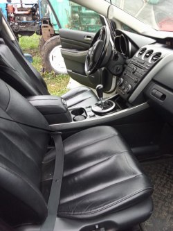 Автомобиль марки MAZDA CX-7, VIN: JMZER893800219631, год выпуска 2010 г.