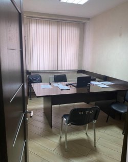 помещение нежилое 277,9 кв.м. Иркутск, мкрн. Крылатый, д. 9, помещ. 37