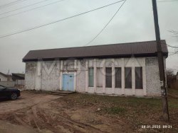 Здание 226,4 кв.м. и право аренды земельного участка 505 кв.м. в Смоленской обл. 