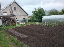 Сахаров Д.С. Земельный участок, площадь 1014 кв.м, Жилой дом, площадь 92.5 кв.м., 1/4 доля
