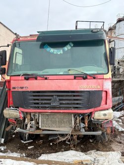 Грузовой самосвал XOWO, идентификационный номер (VIN) LZZ5EMND57W179542 Лот №1