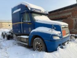 Седельный тягач, «Freightliner FLC1200»