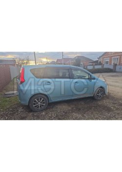 Toyota Passo Sette, 2009 года, 109 лс 