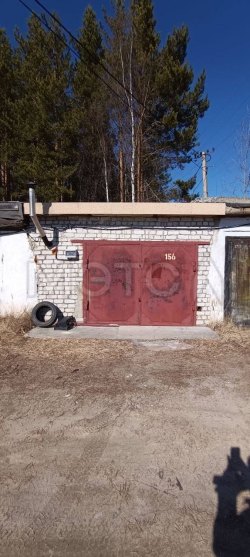 Гараж 28 кв.м. и земельный участок 30 кв.м. в Югорске 