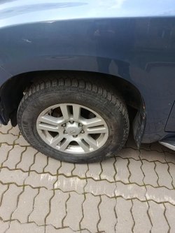 Автомобиль Тойота Ленд Крузер 150