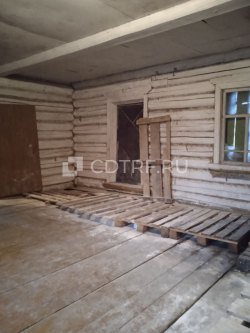 Нежилое здание (хлебопекарня), общей площадью 190,8 кв.м., по адресу: Российская...