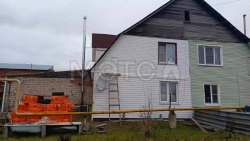 1/2 доля квартиры и 1/2 доля земельного участка в Удмуртии 