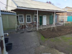 Дом 83,4 кв.м, строения и земельный участок 571 кв.м. в Ростовской обл. 
