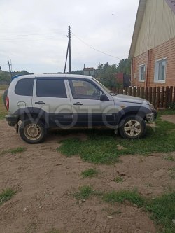 Chevrolet Niva, 2011 года, 79,6 лс, 116294 км 