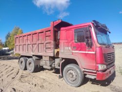 Грузовой самосвал HOWO ZZ3327N3647W, 2007 года 