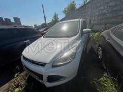 Ford Kuga, 2013 года, 182 лс, 250000 км, полный привод, АКПП 