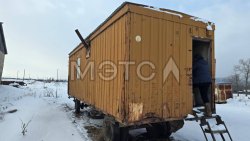 Жилой вагончик; Автомашина КАМАЗ 55111, 1996 года 