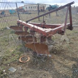 Здание 303 кв.м и земельный участок 3396 кв.м в Калмыкии 