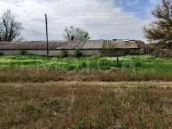 Здание 490,9 кв.м. и земельный участок 602+/-215 кв.м. в Ростовской обл. 